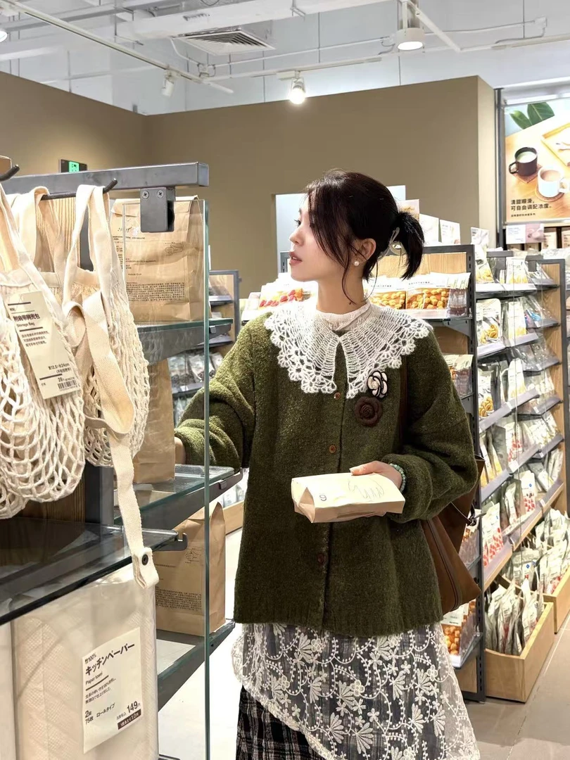 毛针织衫拼接娃娃领针织毛衣女不褪色常规款春季秋冬