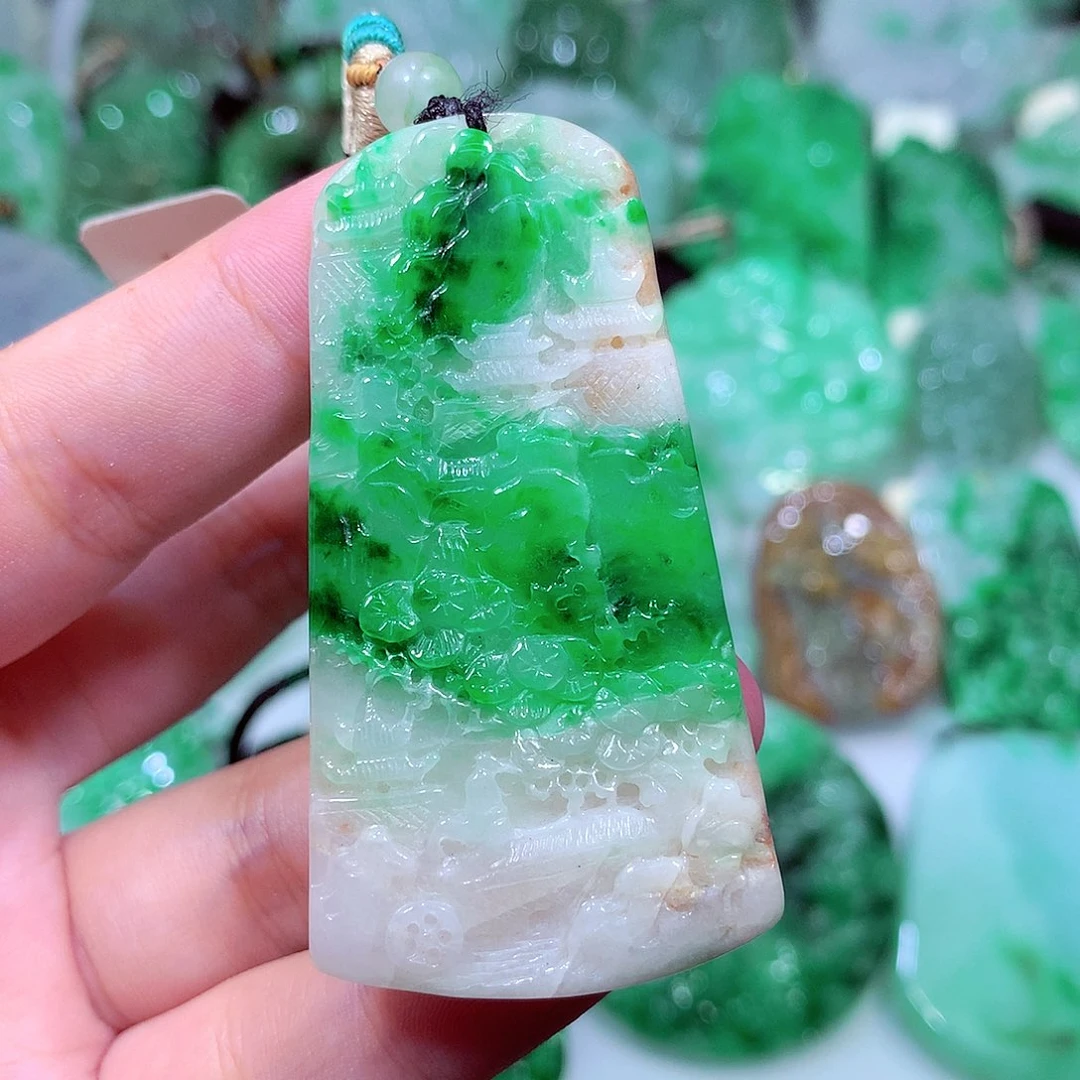 吊坠(不含链)未镶嵌翡翠