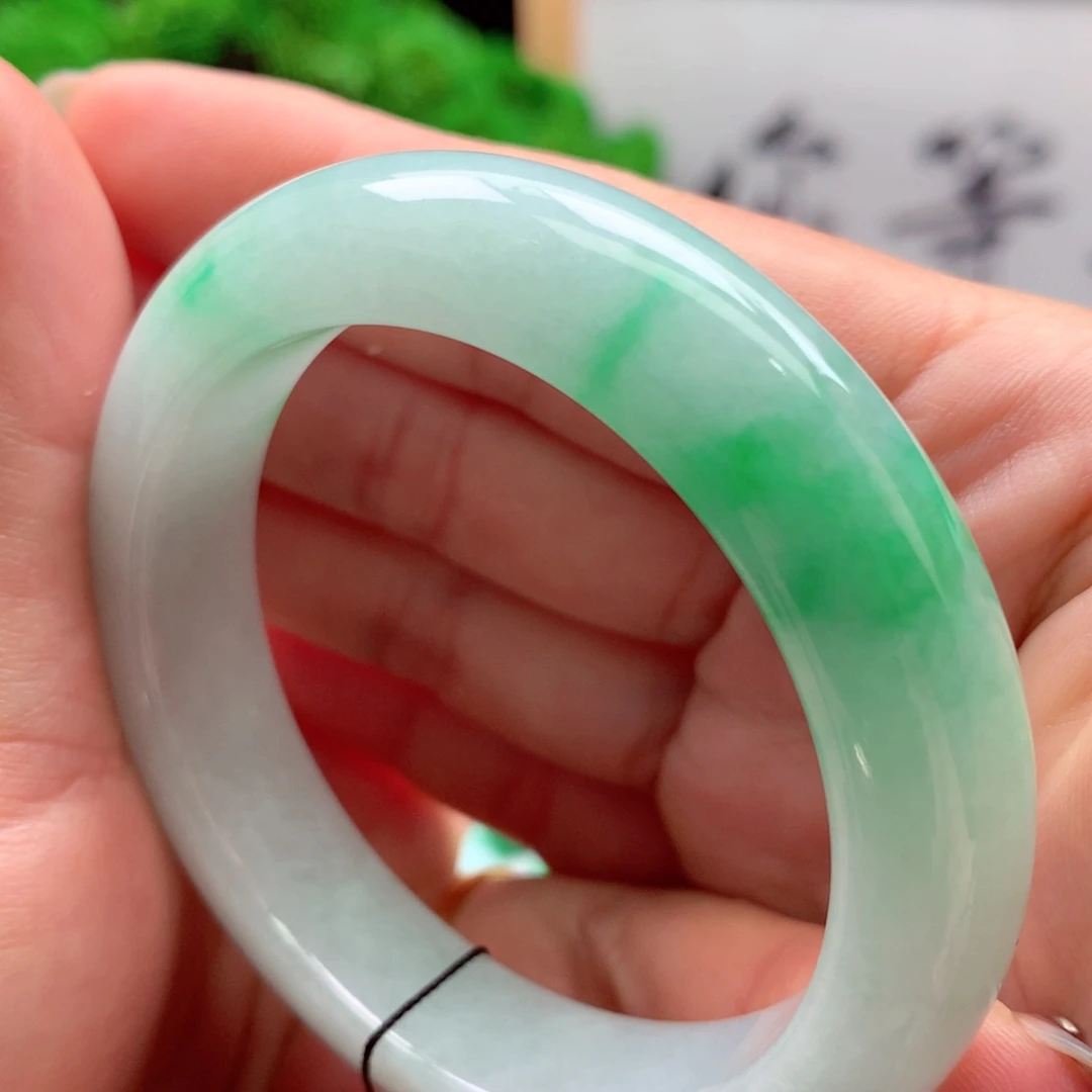 未镶嵌手镯翡翠盛****，缅甸51.8圈口