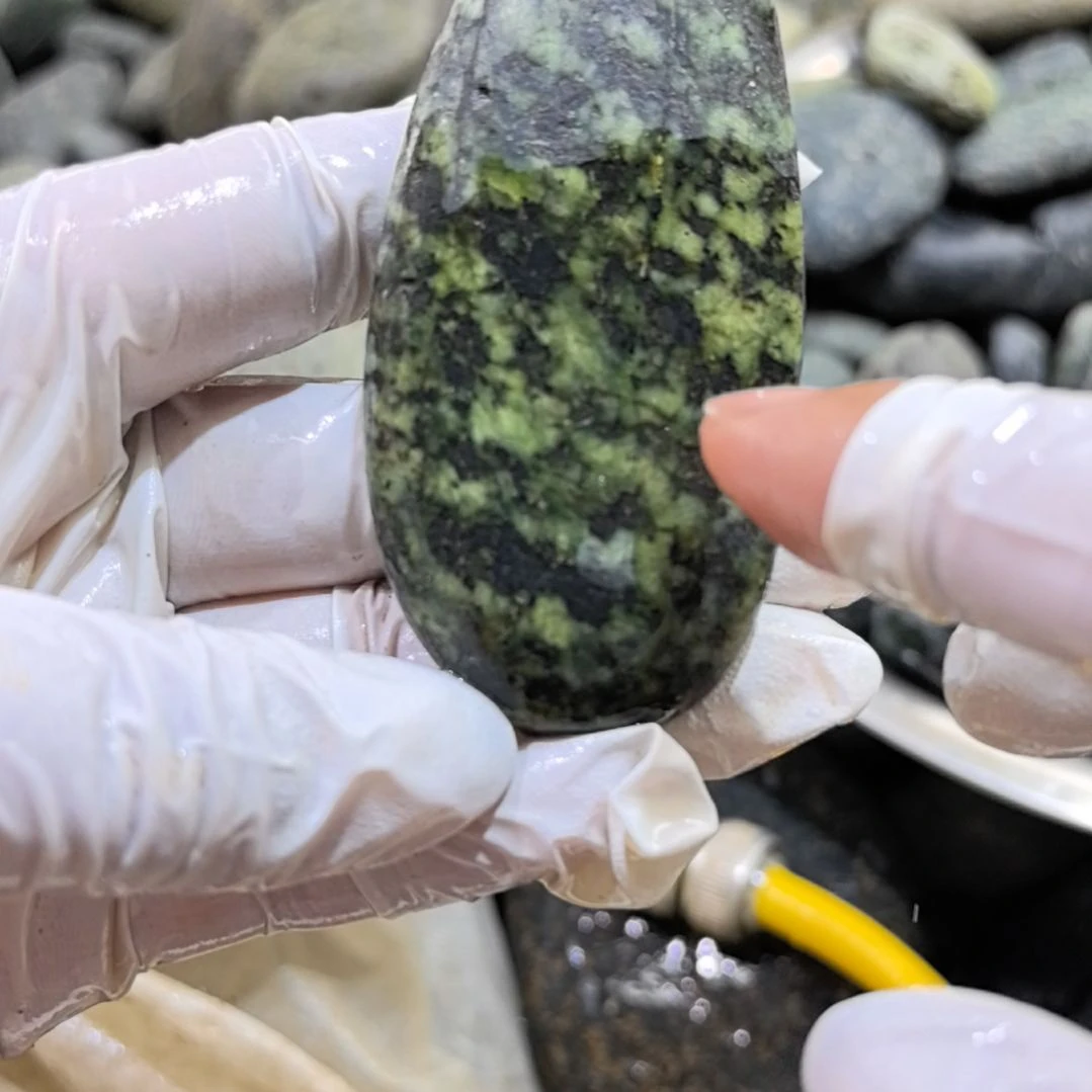 若***洺木藏玉药王石原石