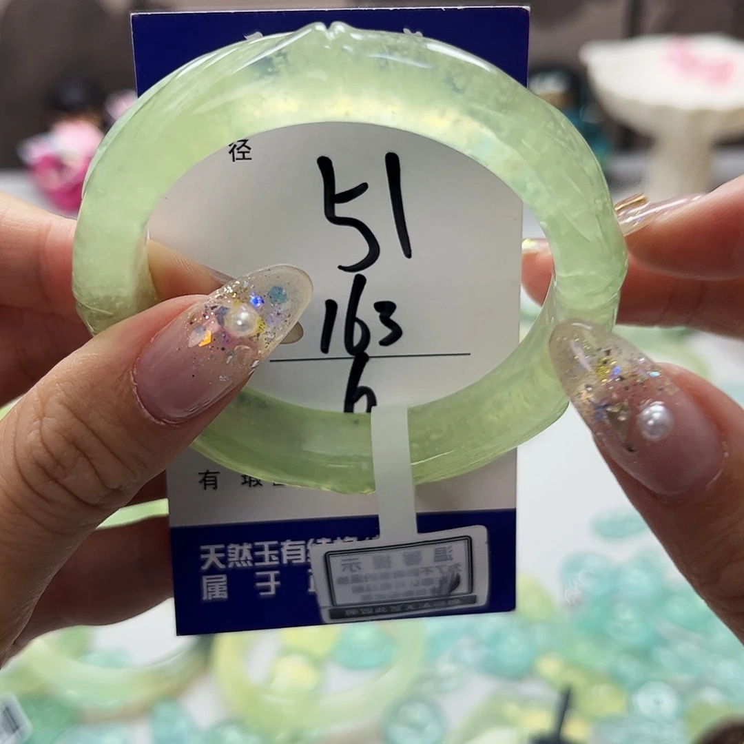 饮***啦蛇纹石玉未镶嵌吊坠