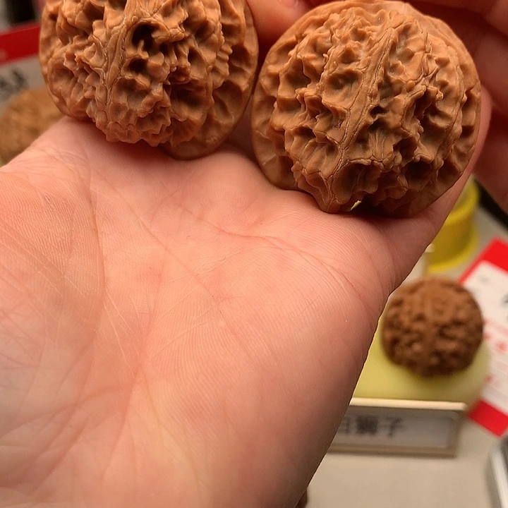 文玩核桃吊坠41尺全品苹果园808号