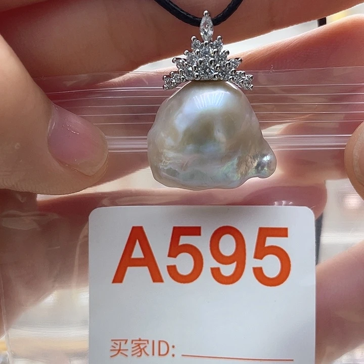 未镶嵌天然珍珠。  漏 漏 漏淡水珍珠