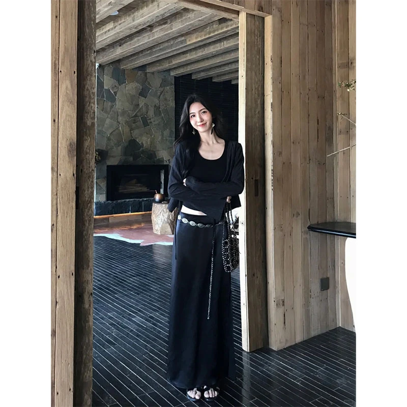 韩系设计感黑色长袖开衫外套休闲百搭圆领短袖上衣高腰a字半身裙