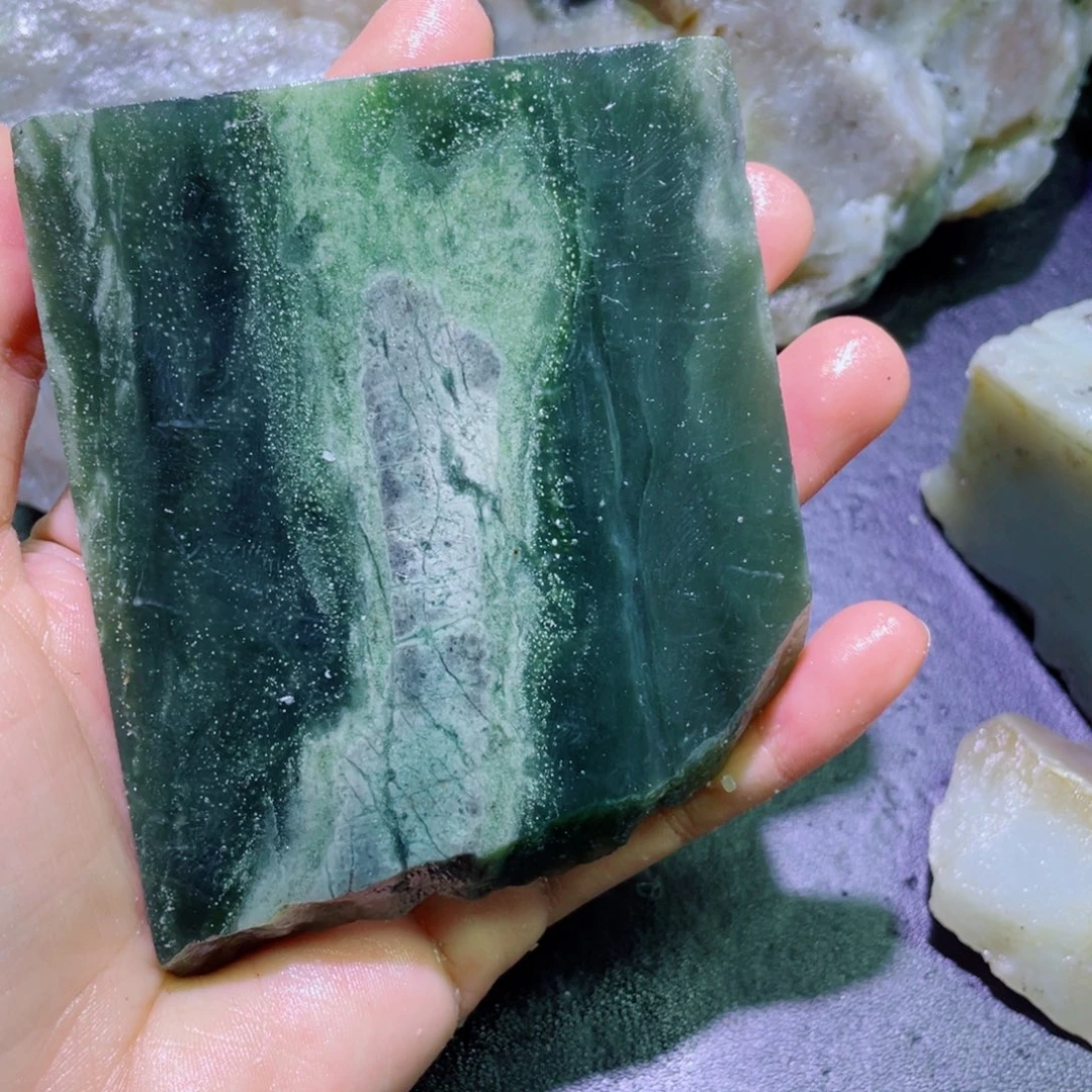 和田玉未镶嵌珠宝半成品