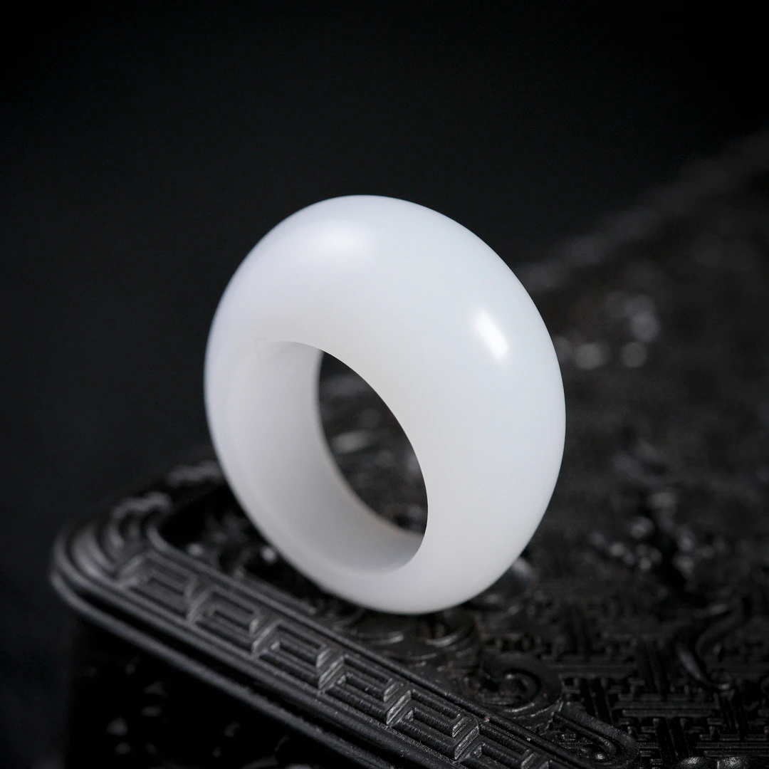 【诗蓉】瑶花·传承和田玉俄白指环AJ0804条宽12*7