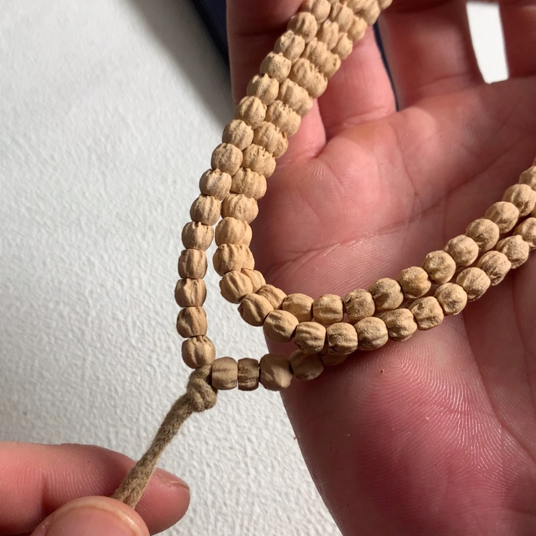 毛***球柏香籽/百香籽吊坠