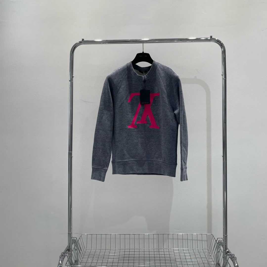 未使用 LouisVuitton/路易威登 胸口刺绣卫衣 yy00540 尺码 s