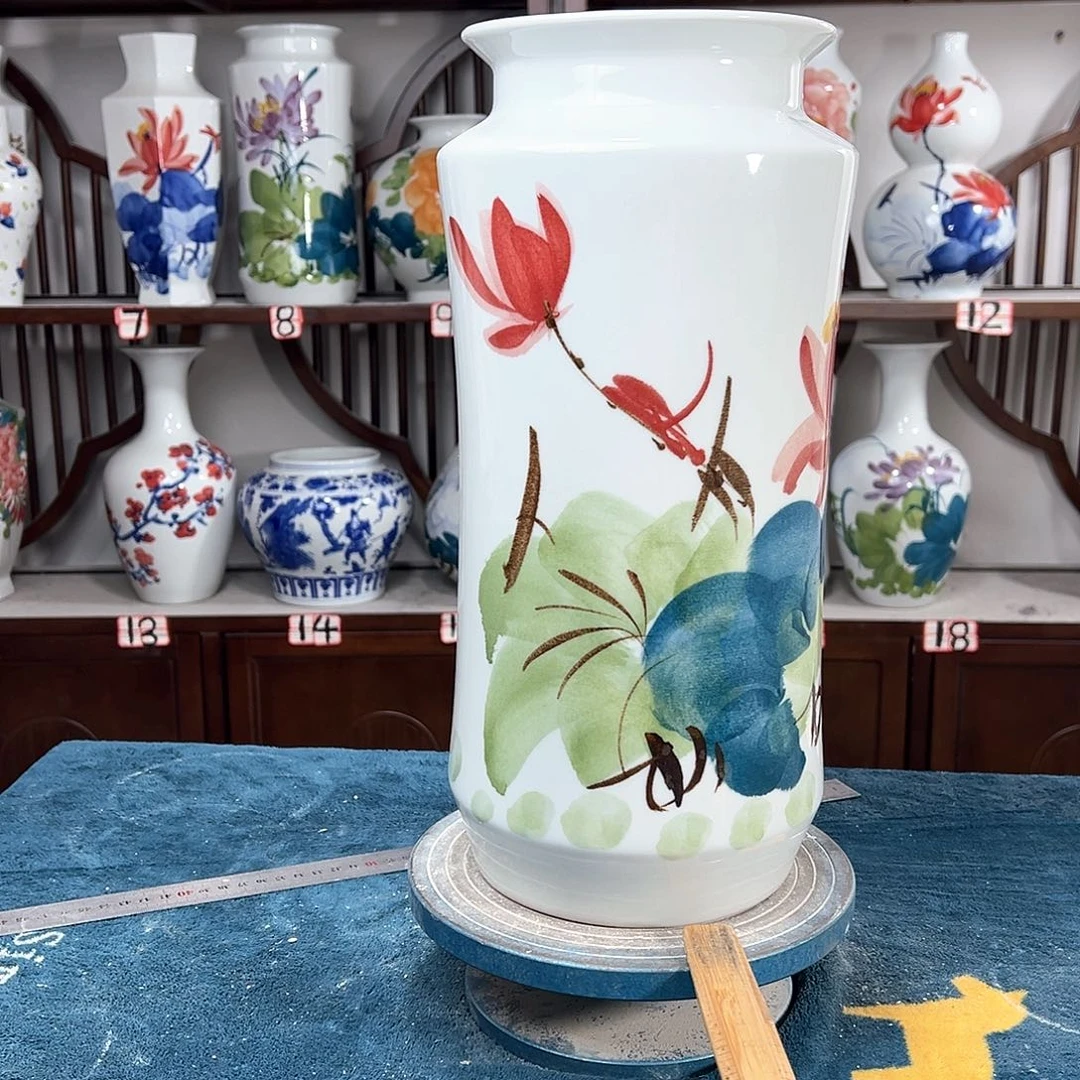 摆件景德镇陶瓷书红花