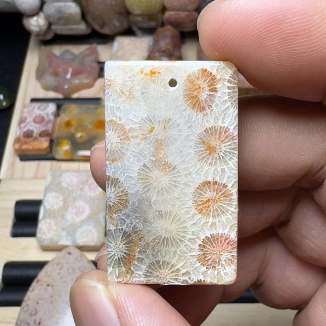 硅化玉未镶嵌纯天然色有机玉石保真色特价