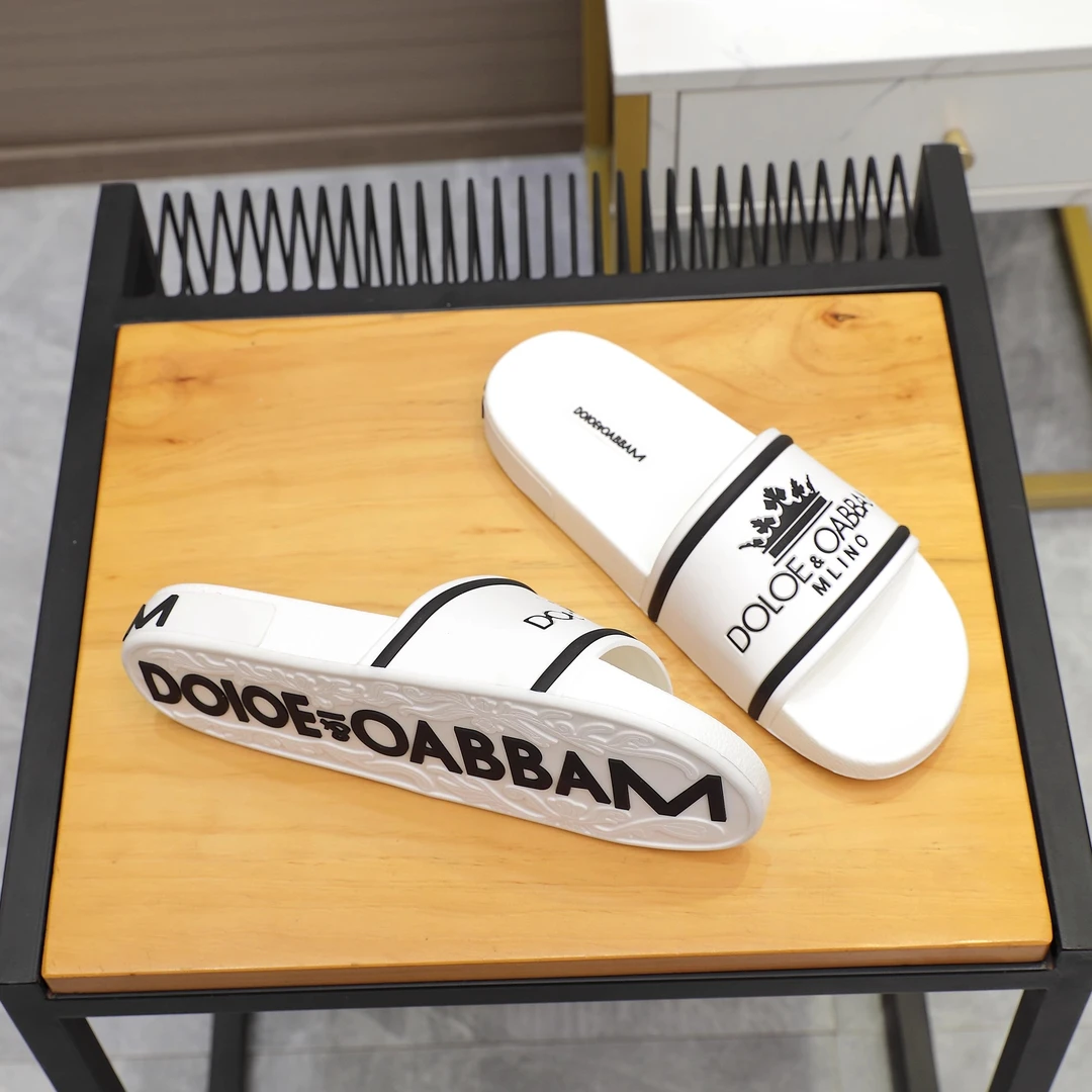 吉伦略索轻奢拖鞋男夏季欧货一字拖平底百搭沙滩鞋户外男士凉拖潮