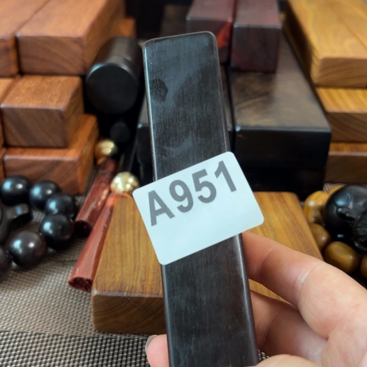 东非黑黄檀（紫光檀）月***了