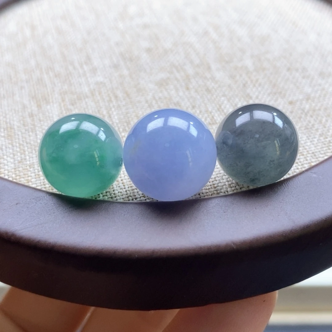 翡翠未镶嵌吊坠(不含链)翡翠特色三彩圆珠