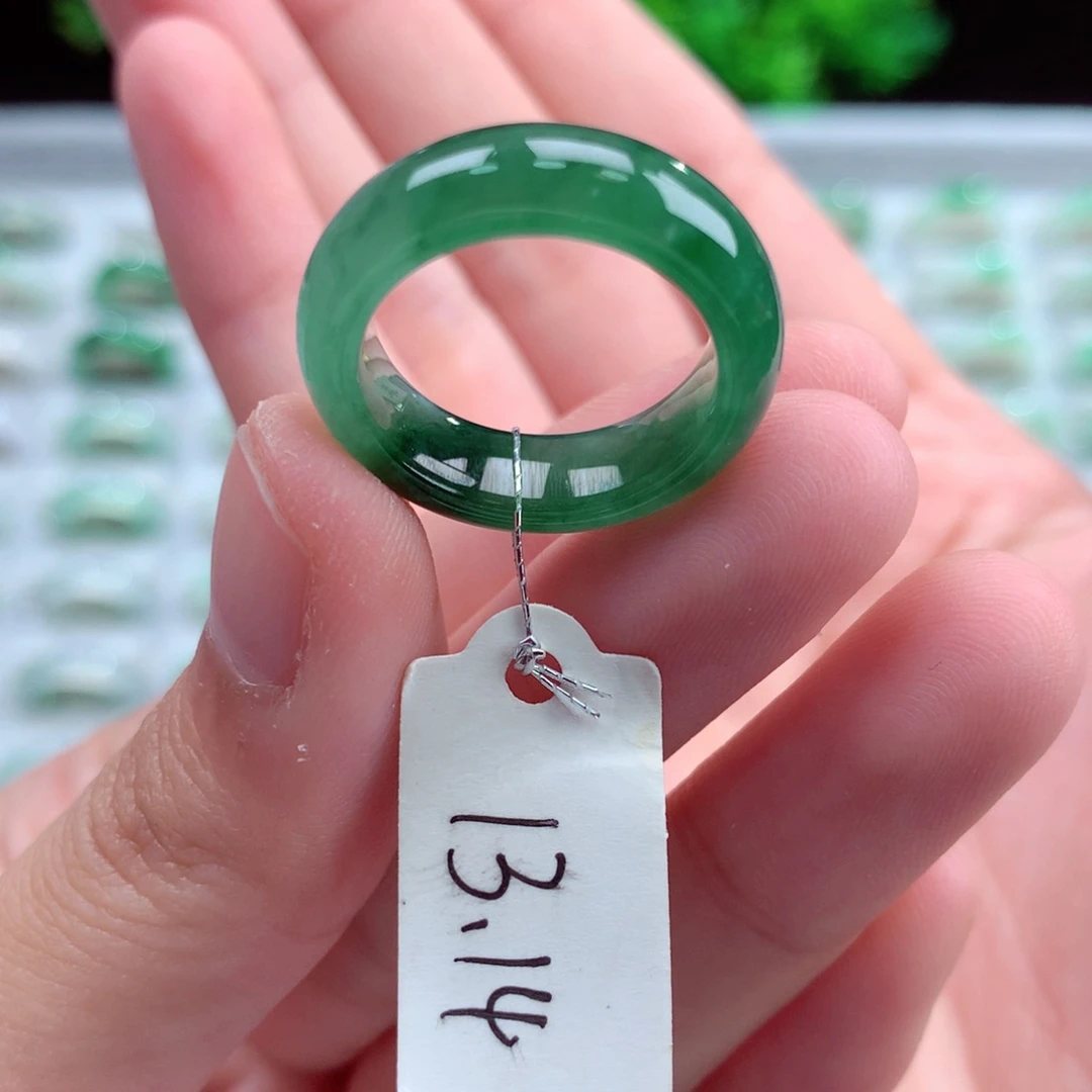 未镶嵌戒指翡翠天然