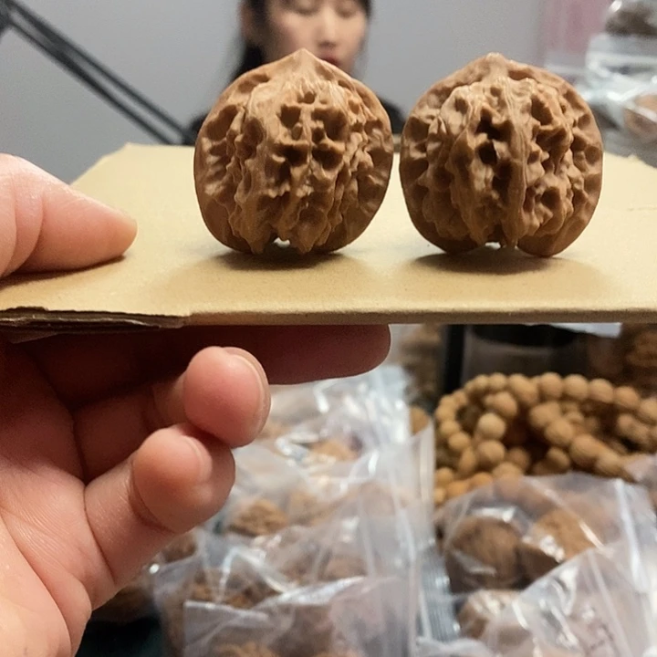 把件文玩核桃38.5蜡皮刀子天残脚