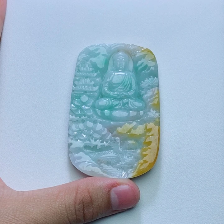 颈饰未镶嵌翡翠人物