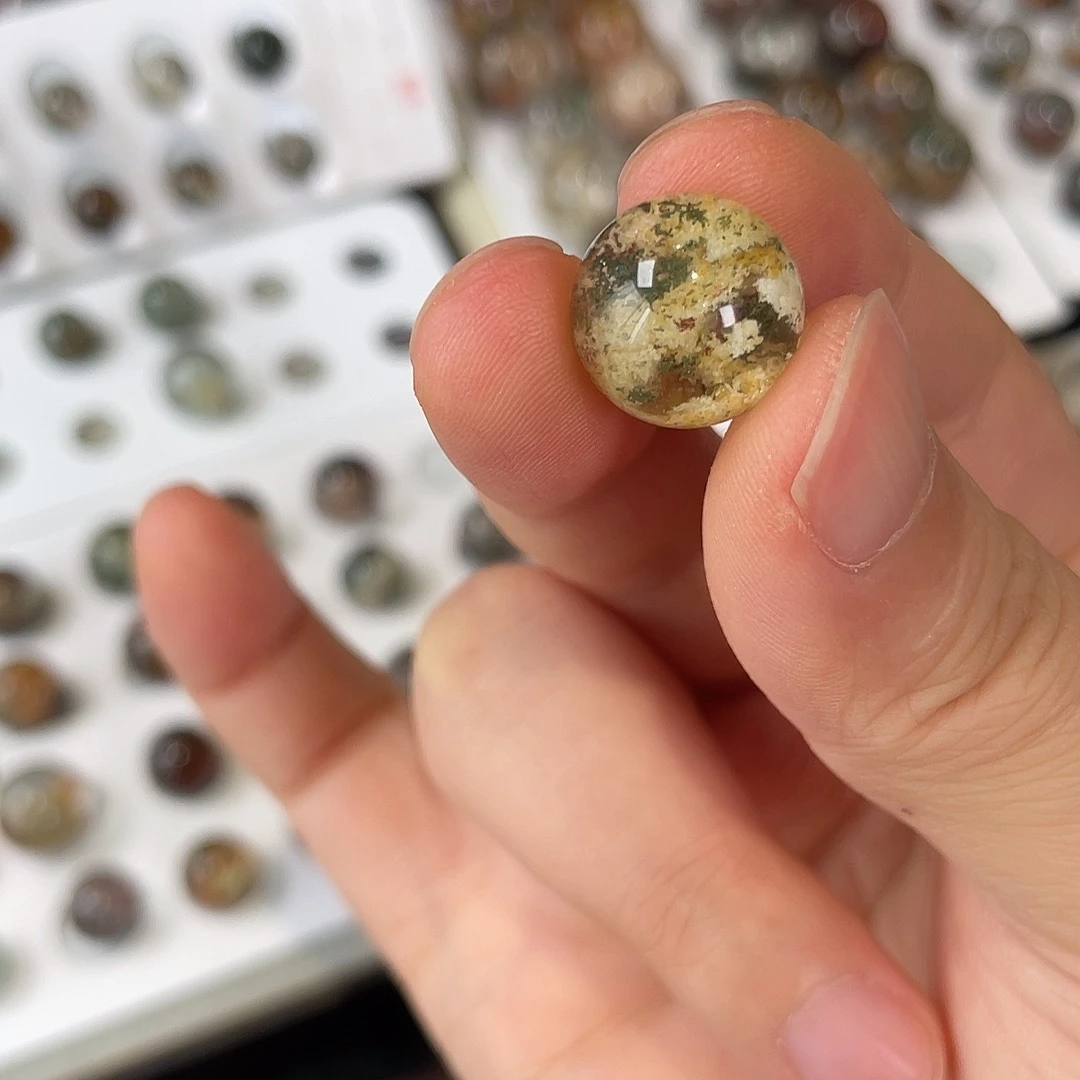 路***希水晶珠宝半成品未镶嵌弹珠