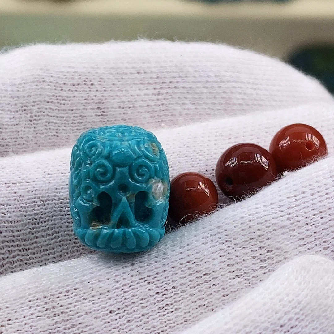 南红玛瑙未镶嵌珠宝奇石