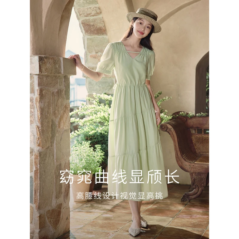 【夏日凉感】茵曼夏季法式文艺连衣裙V领一字带灯笼袖收腰长裙子