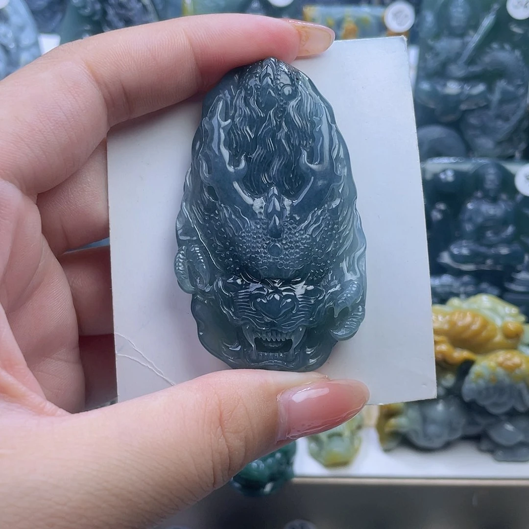 翡翠未镶嵌颈饰翡翠未镶嵌