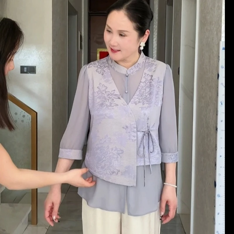 中年妈妈2025新款妈妈装休闲风碎花女装中式民族风中老年上衣套装