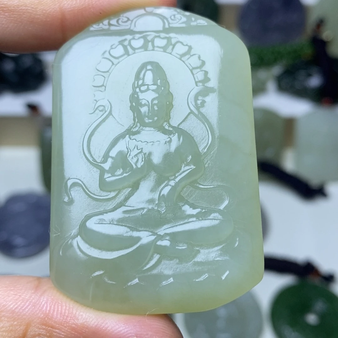 和田玉未镶嵌颈饰