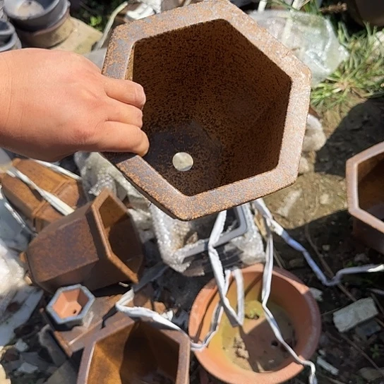 ｕ……是一个集生产销售的综合企业管理经验