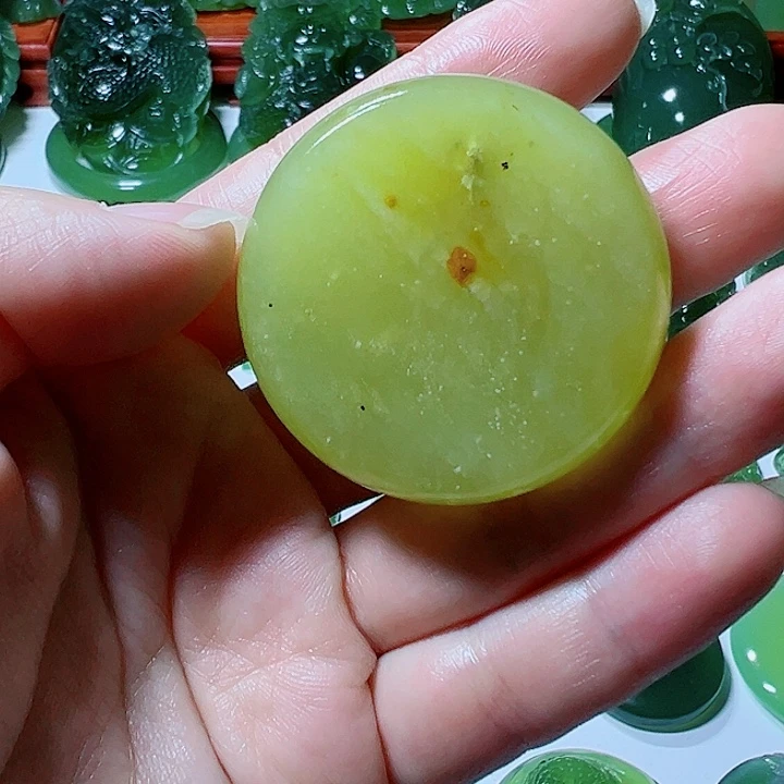 蛇纹石玉未镶嵌手链