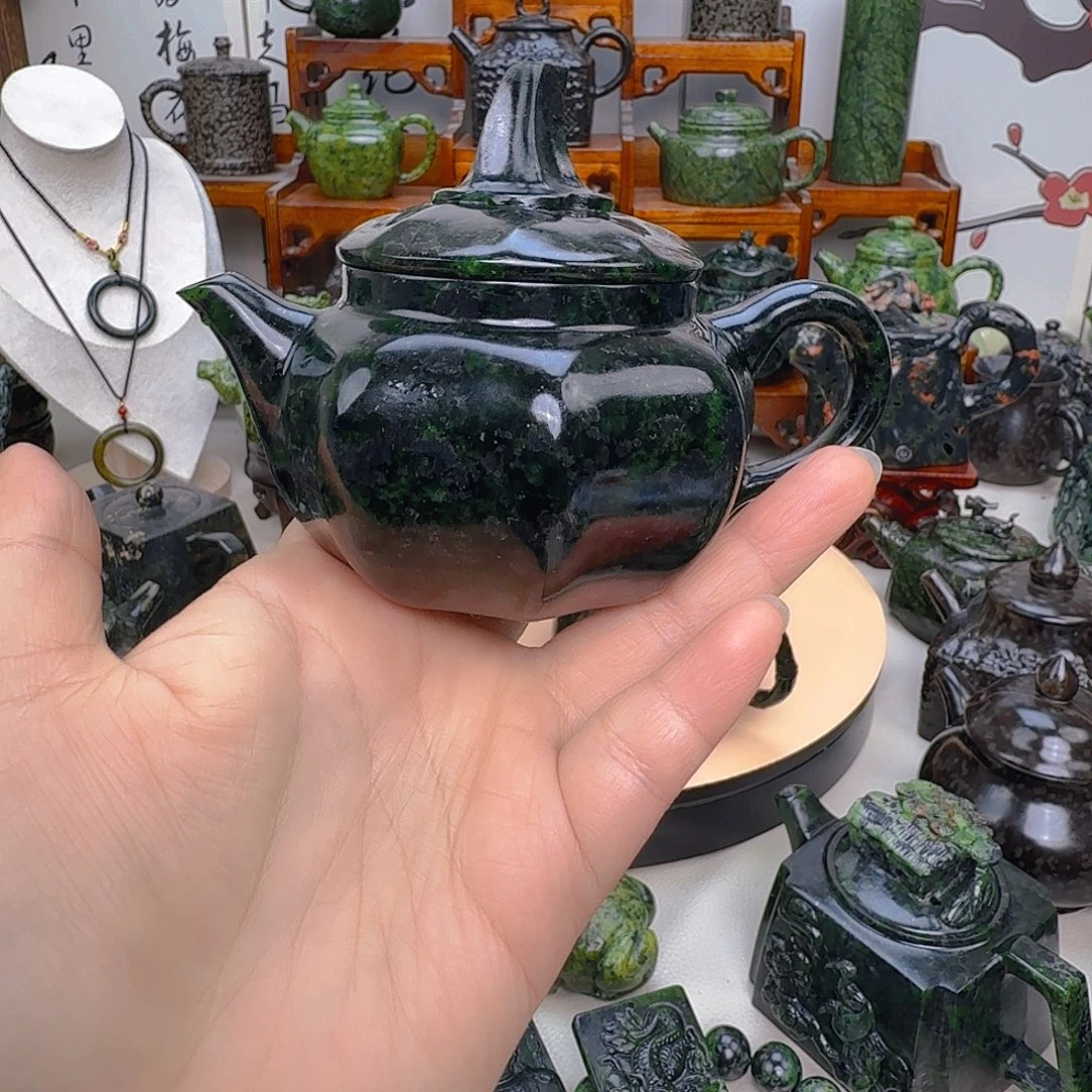 强***@蛇纹石玉未镶嵌摆件