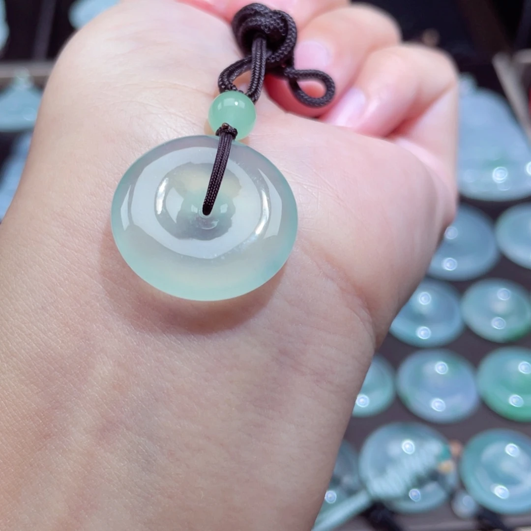 颈饰未镶嵌翡翠扣子