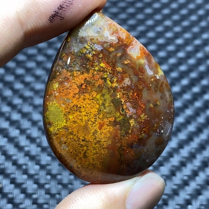 玛瑙/玉髓颈饰未镶嵌精*