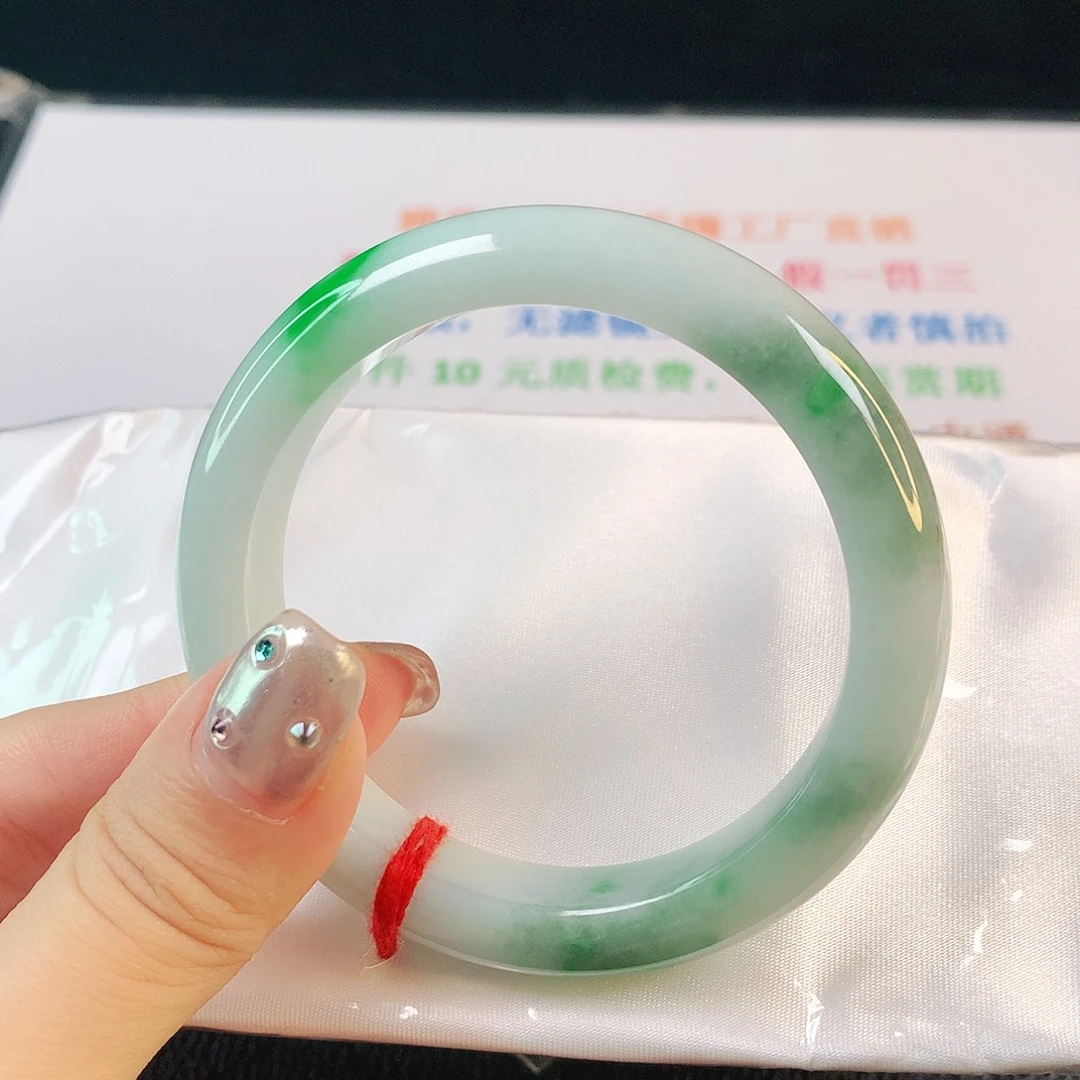 翡翠手镯未镶嵌翡翠手镯1563