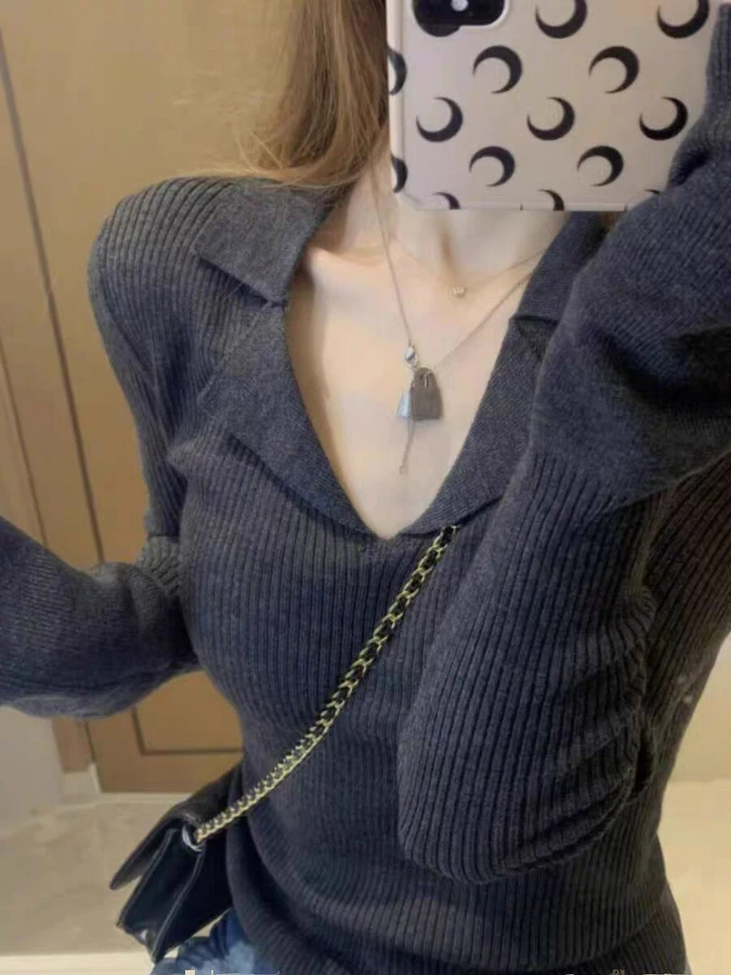 高级感v领长袖针织衫女秋冬季设计感小众内搭打底衫套头毛衣上衣