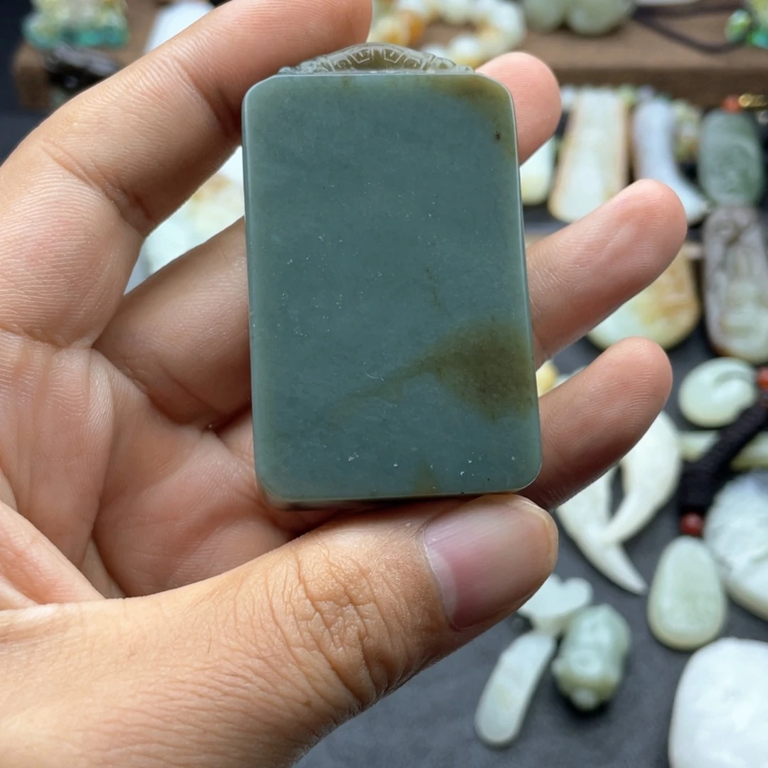 且末蓝46无事牌男士款