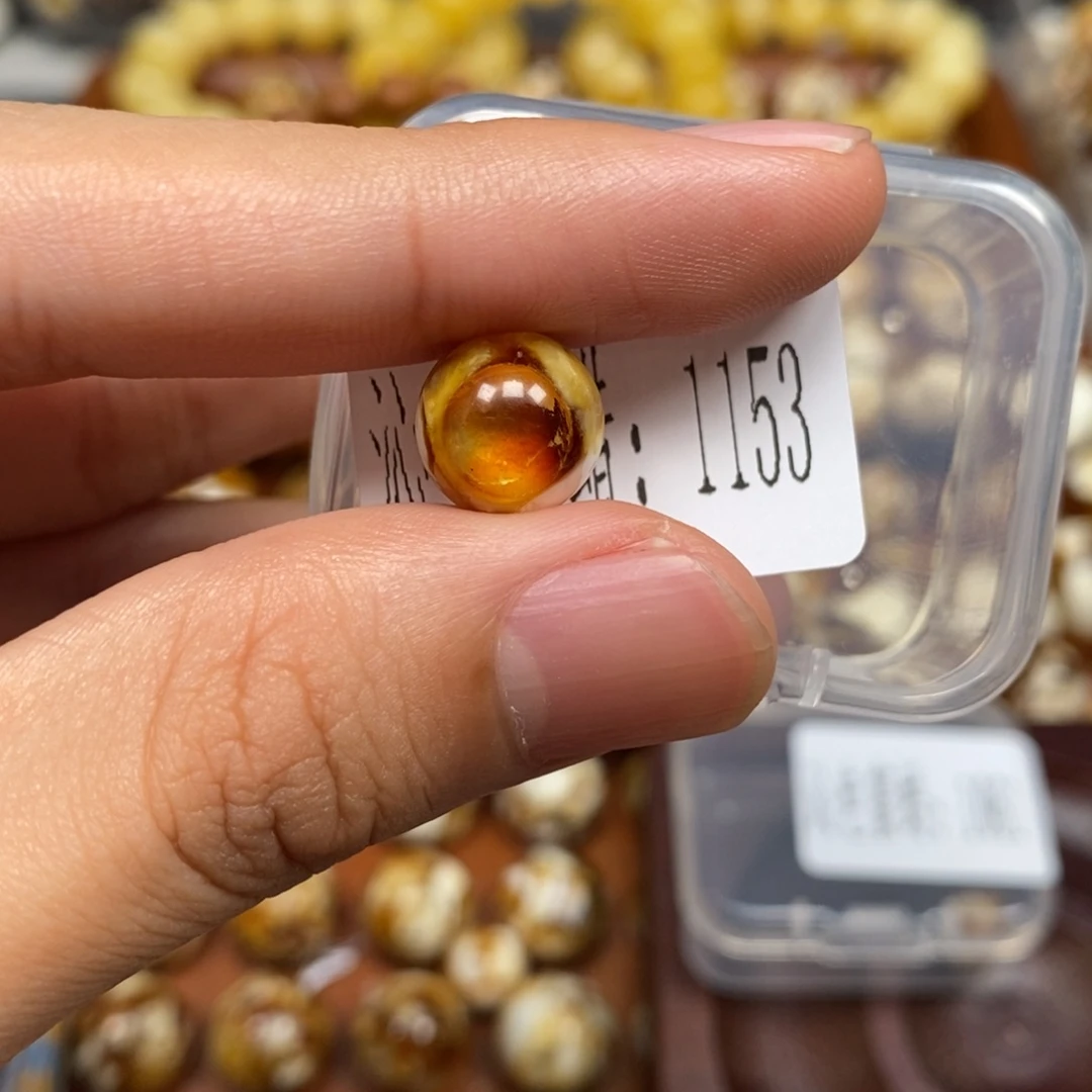 把件猴头核桃沁色圆珠老型1153