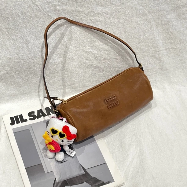 99新 MIU MIU/缪缪 MiuMiu 手提小圆筒包 橡木色