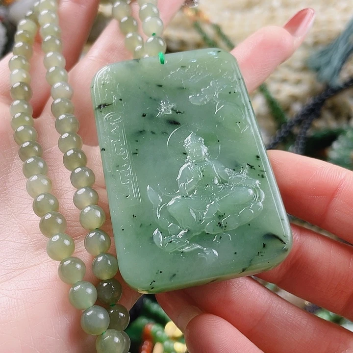 未镶嵌和田玉挂件