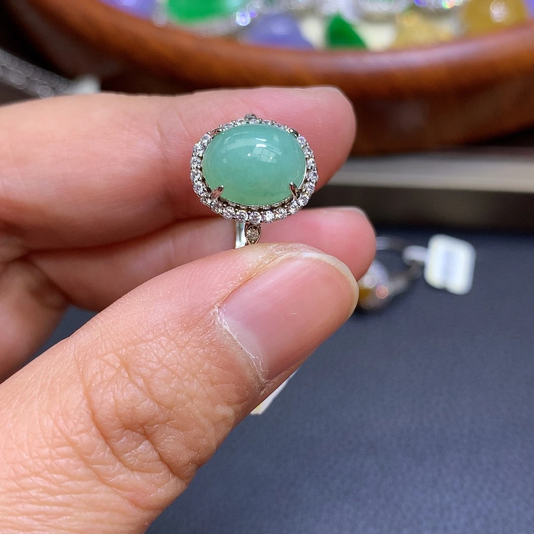 翡翠颈饰银S925镶嵌翡翠吊坠