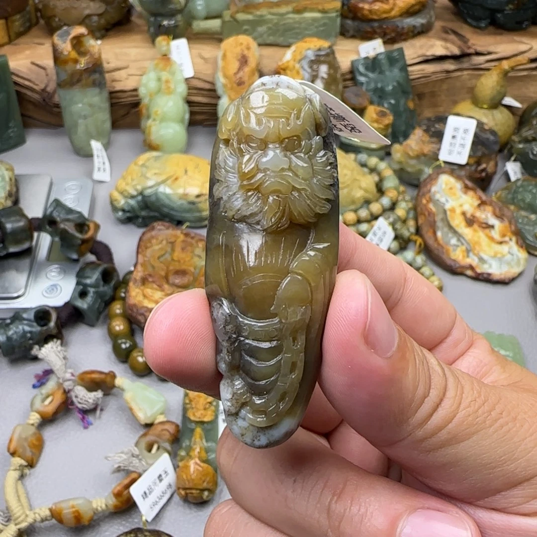 岫岩河磨玉（透闪石质玉）未镶嵌珠宝奇石
