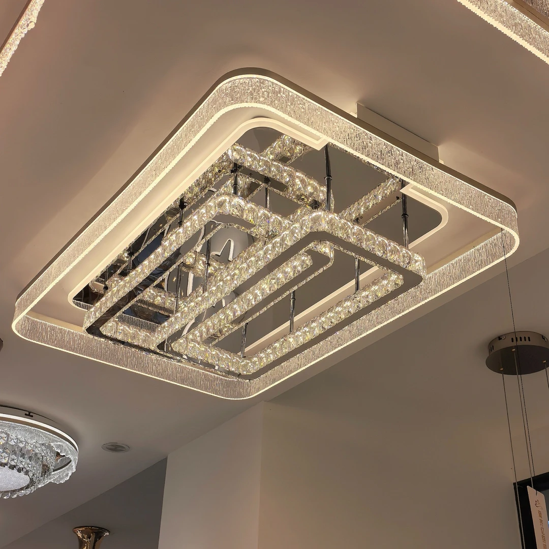 轻奢客厅灯温馨浪漫房间灯led吸顶灯大气客厅餐厅水晶灯中山灯具