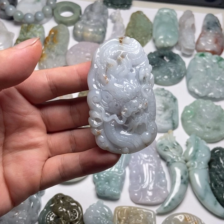 翡翠未镶嵌颈饰龙牌53