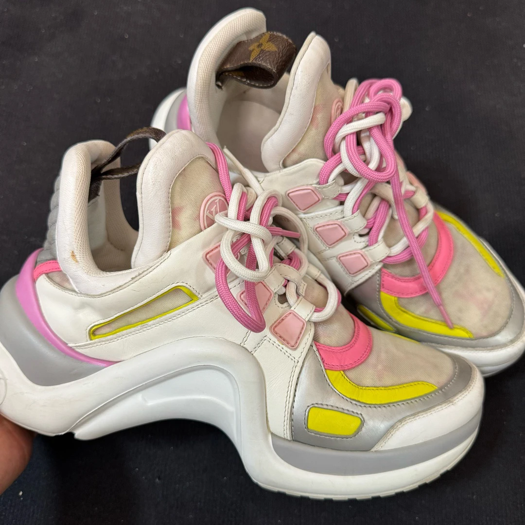 Louis vuitton 路易威登archlight粉色运动鞋 38码ysc0201