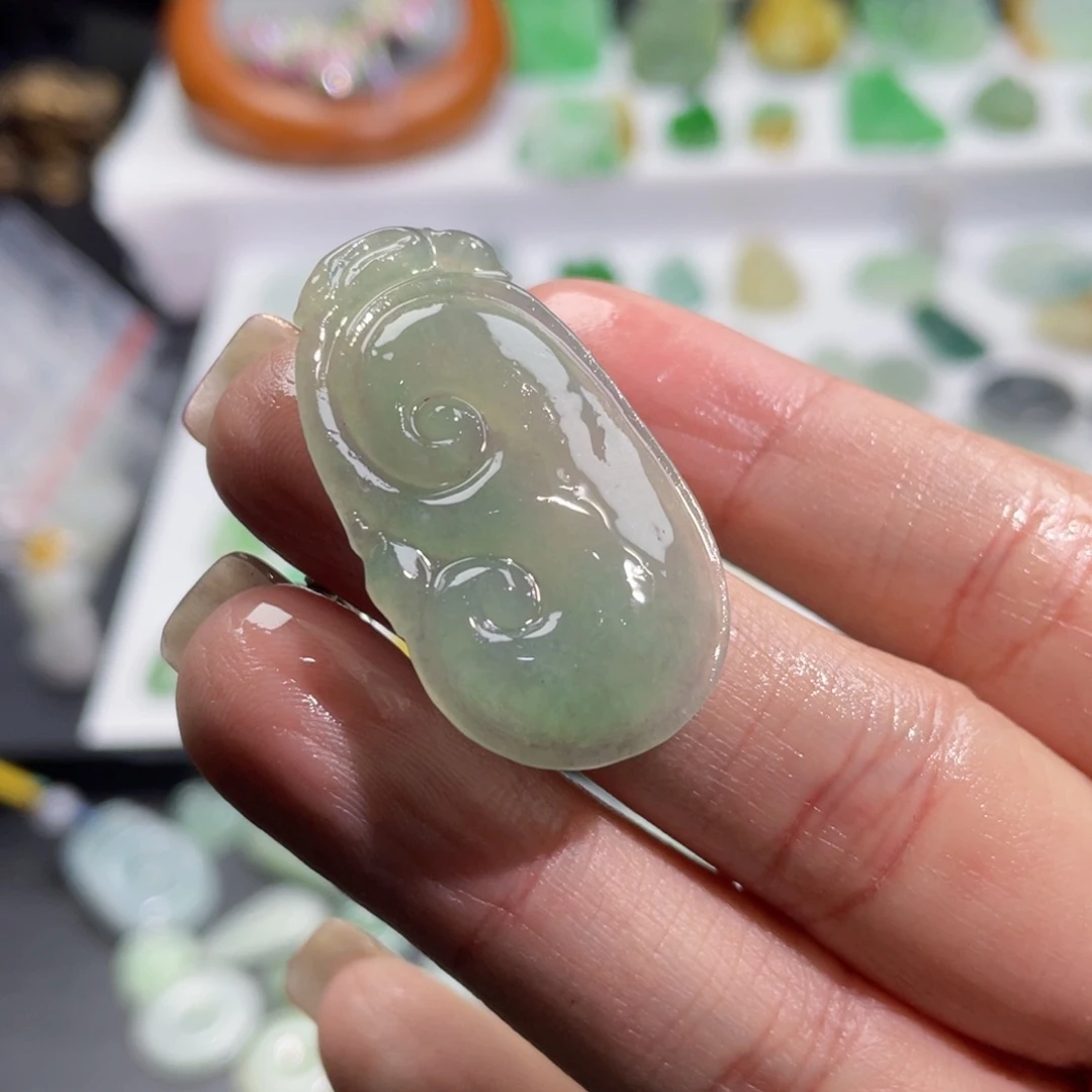 未镶嵌定制翡翠如意