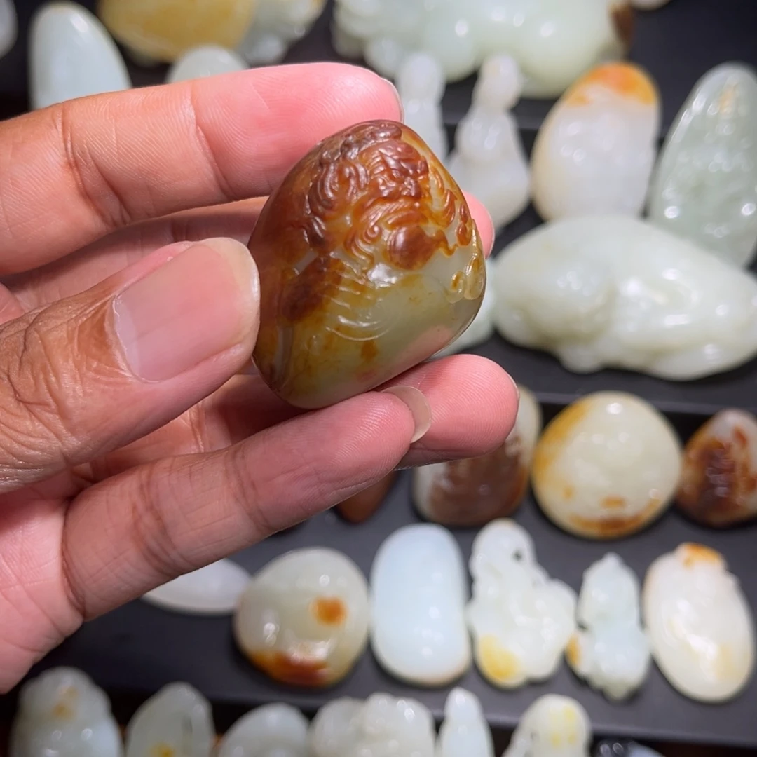 望***念和田玉未镶嵌颈饰