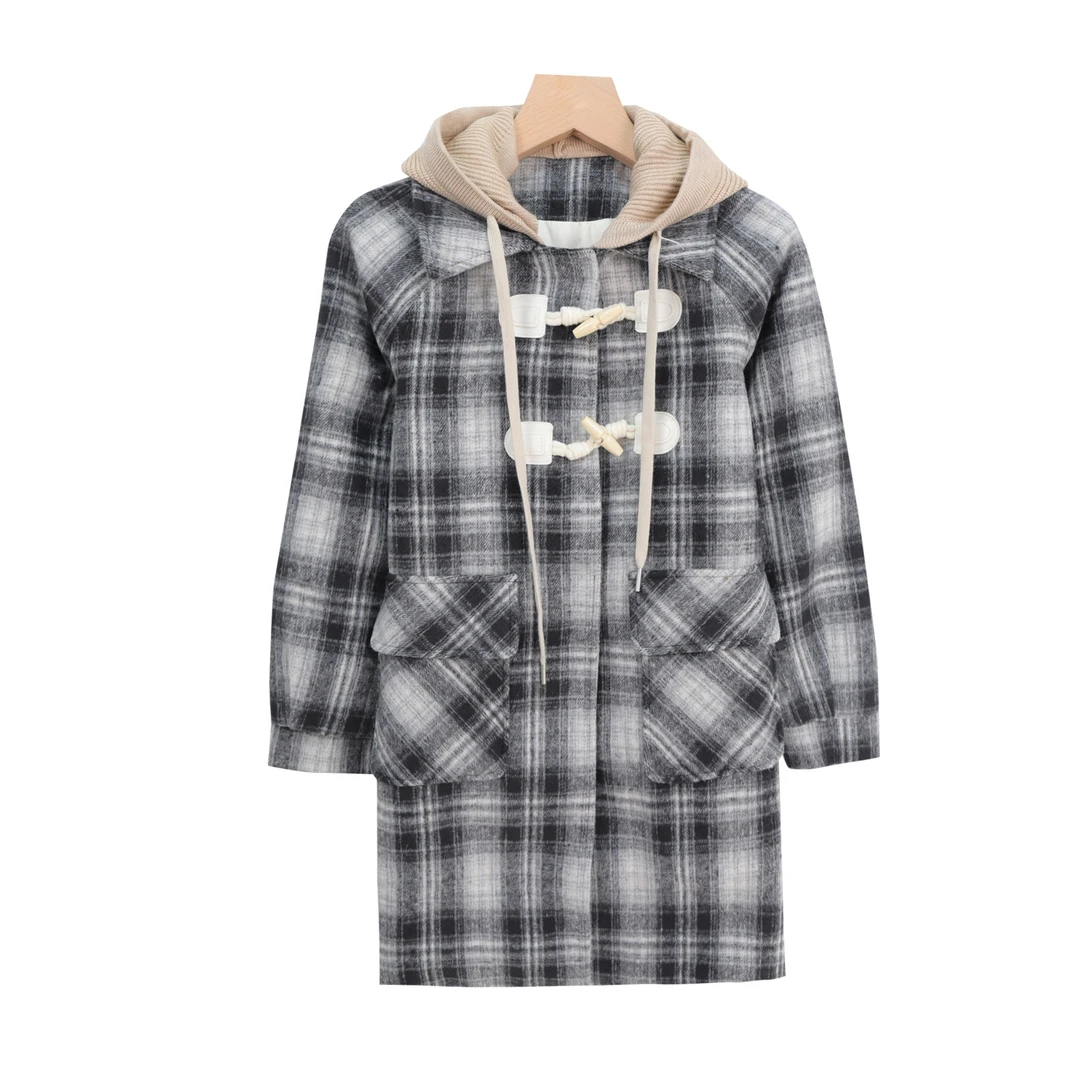 S抽绳针织连帽拼接复古格纹牛角扣羽绒服U109