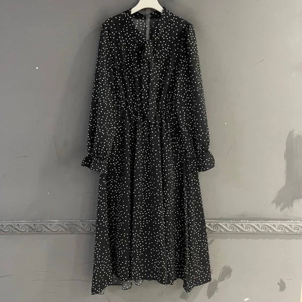 秋季新款长袖碎花连衣裙时尚美观