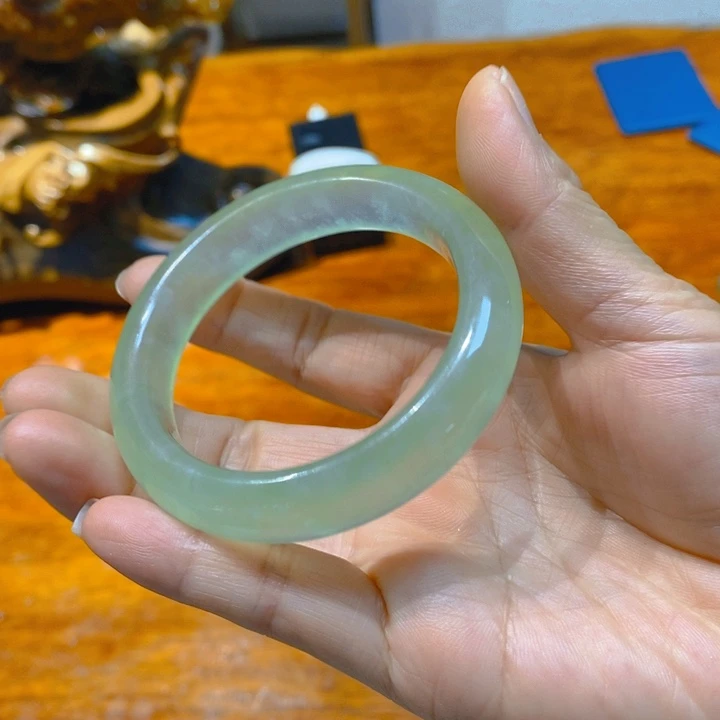 绿泥石云母质玉（岫岩玉）9K金镶嵌镯子