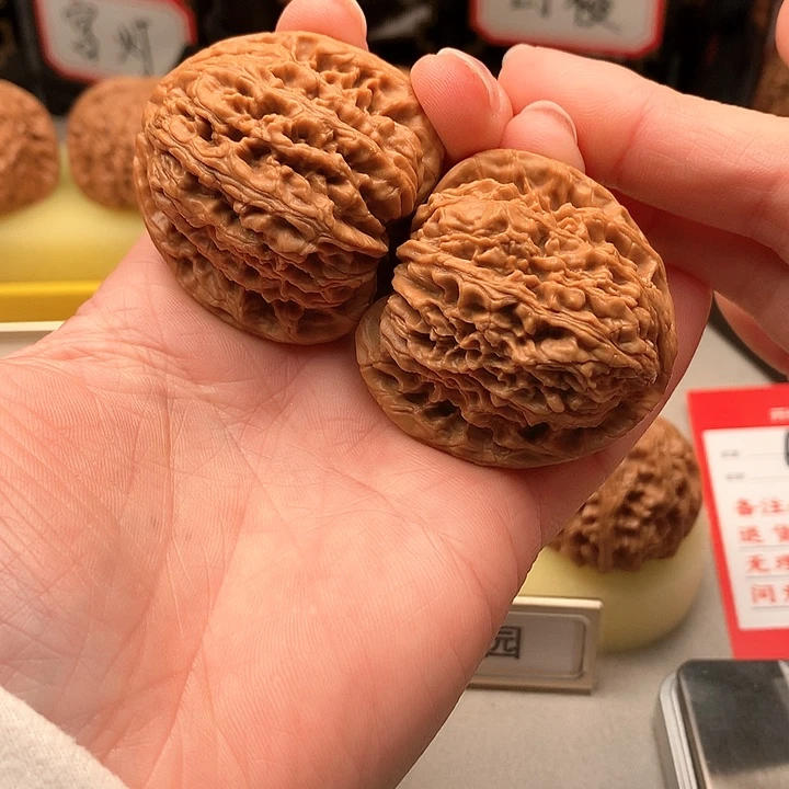 文玩核桃吊坠42尺精品南疆石636号