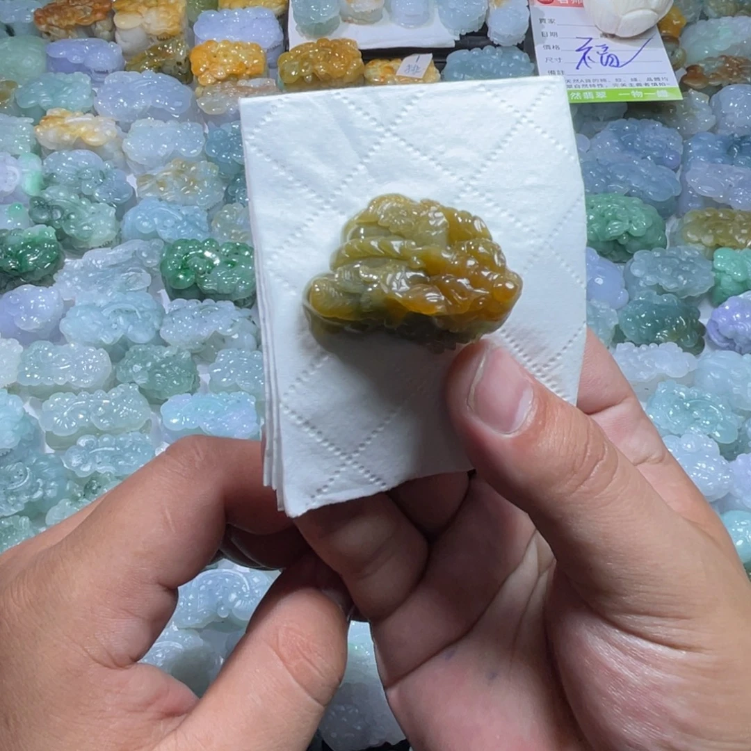 翡翠未镶嵌颈饰天然