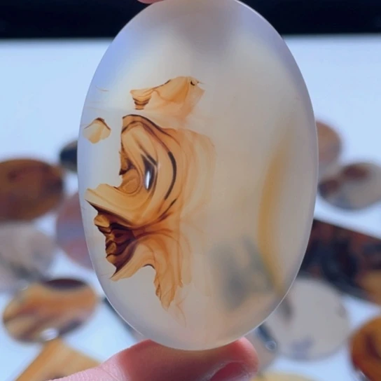 玛瑙/玉髓颈饰未镶嵌